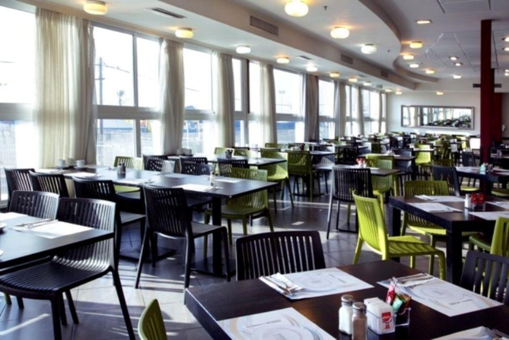 Rimonim Madison Hotel Нахария Екстериор снимка